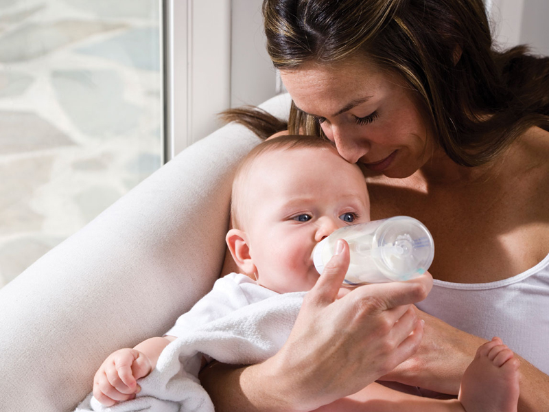 My baby is refusing expressed breastmilk