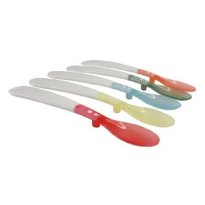 Set of colourful heat-sensitive baby spoons with soft tips for feeding babies